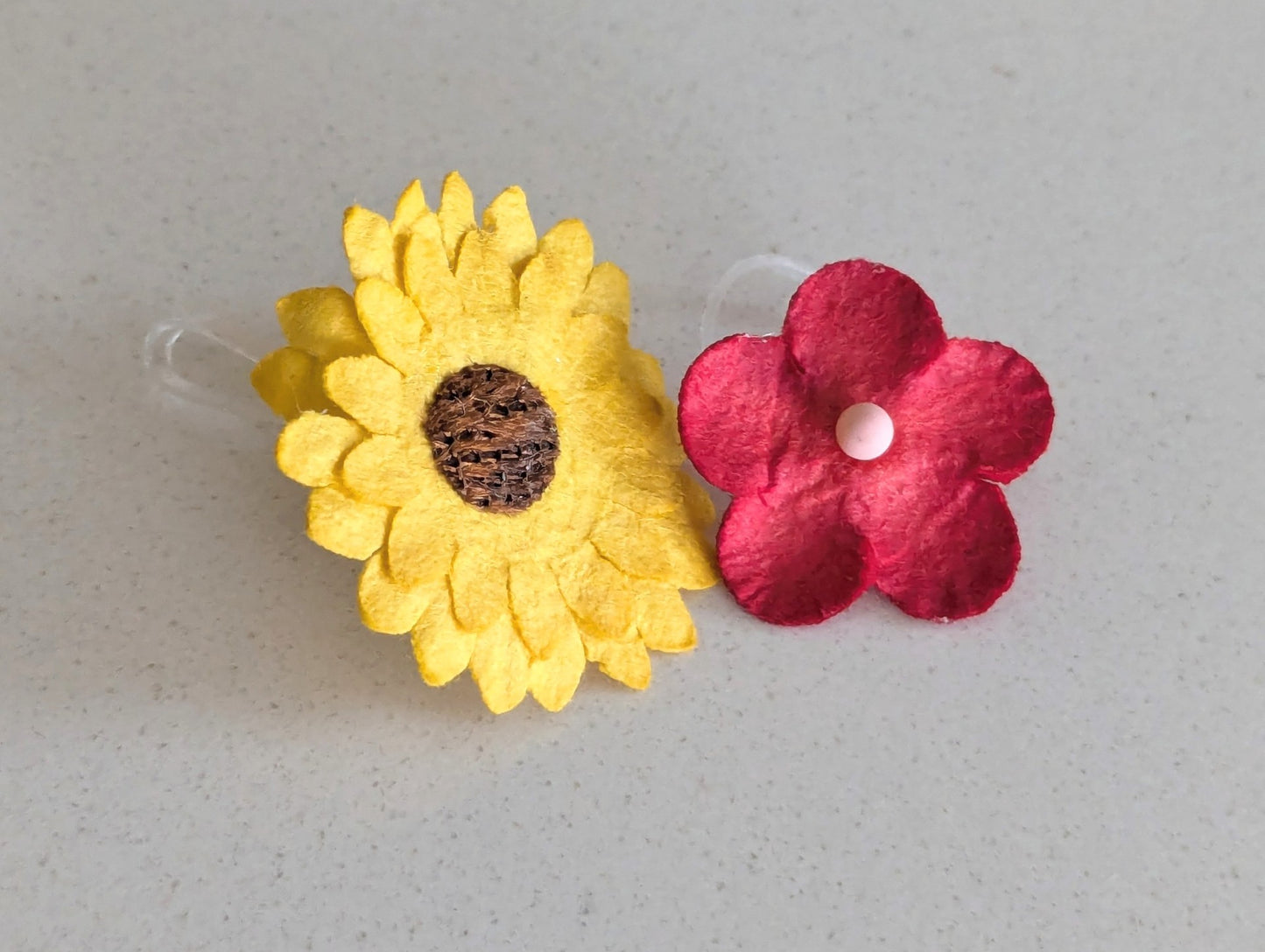 Two Pack of Toe Flowers variety